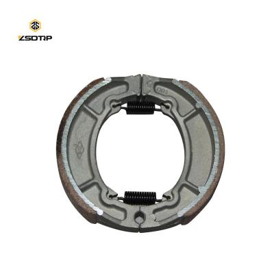 China High Quality Motorcycle Frame Parts 110mm Brake Shoes For RS100 RX125 RX135 DT125 Motorbike Universal for sale