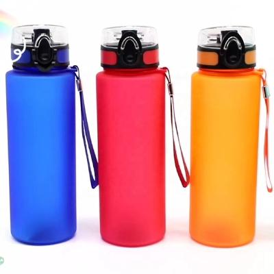 China Reusable Gift Leak Sale Bottle Modern Drinking Plastic Water Bottles Material Tirtan Safe Eco Friendly Hot Viable Proof For Gym for sale