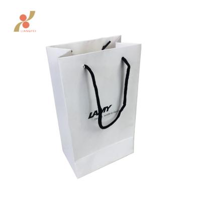 China Art Retail Store Recyclable Custom Product Packaging Paper Bag for sale