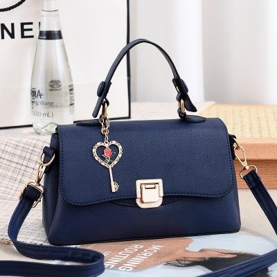 China PU Customize High Quality Logo Fashion Ladies Bags Trendy Fashion Latest Handbags For Women for sale