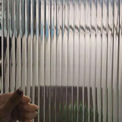 China Modern High Quality Low Iron Fluted Glass Panels Reeded Patterned Glass for sale