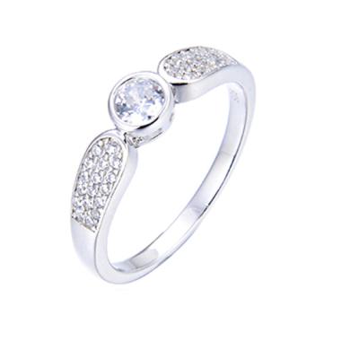 China New Trendy 925 Sterling Silver Ladies Ring Women Ring Women CZ Zirconia Jewelry Wedding Engagement Ring for sale