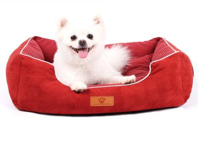 China 2022 Sustainable New Design Reversible Cushion All Season Use Anti Slip Cat Cave Dog Bed Heated Pet Bed for sale