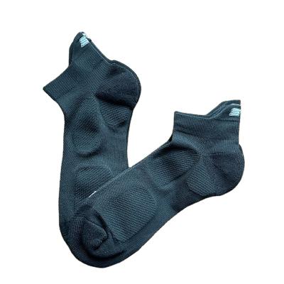 China Quality Antibacterial Ml 049 Sweat Absorbent Dry Tight Ankle Quik Running Socks Cycling Professional Sports Socks for sale