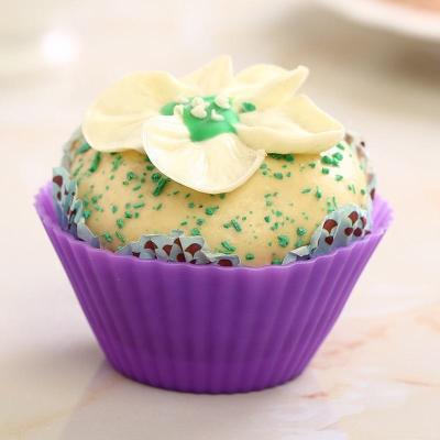 China Sustainable Reusable Silicone Cake Molds Baking Cupcake Molds, Non-Stick And Heat Resistant Muffin Cups Liners for sale