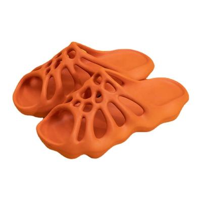 China Wholesale Fashion Trend Exrotoy Slippers New Trend Non-slip Casual Outdoor Beach Slippers Indoor Home Slippers Hole Sandals Slippers for sale