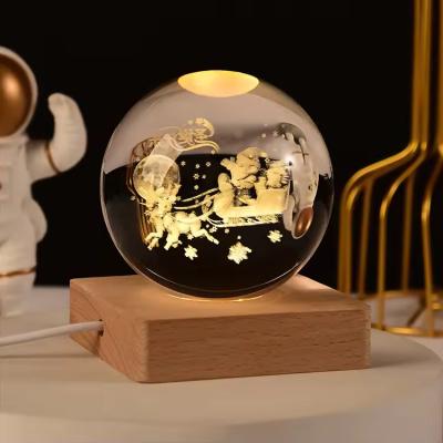 China Wooden USB Powered LED Light Crystal Ball Statue Crafts Stand Table Decorations zu verkaufen