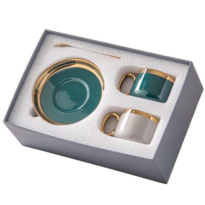 China Conjunto de tazas de té de estilo clásico de cerámica de lujo de porcelana turca Caja de regalo de taza de café en venta