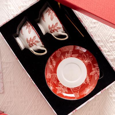 China Porcelana Taza de café y platillo Taza de coaster Sostenible elección para regalos de negocios 2024 en venta