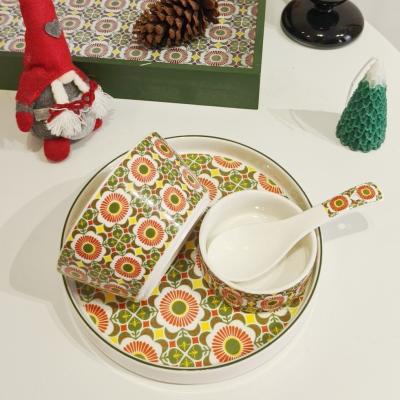 China Presenta el conjunto de cena de cerámica de porcelana para la mesa de Navidad de mujeres 2024 en venta