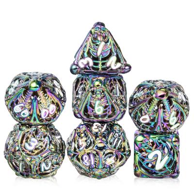 China D&D polyhedral d4 d6 d8 d10 d12 d20 d% DND sets 18mm rainbow cavity skull metal die sets for role playing RPG die sets for sale