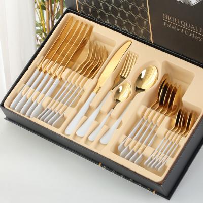 China Sustainable Factory Direct Colored 304 Stainless Steel Handle Cutlery Set for sale