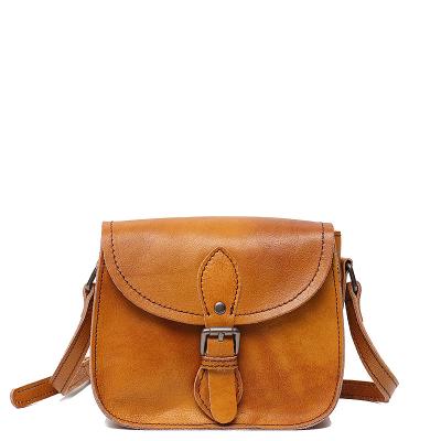 China Lady's Cross Vintage Genuine Leather & Body Handbags For Women Buckle Flap Saddle Bag Genuine Leather Feminine Casual Messenger Shoulder Bag for sale