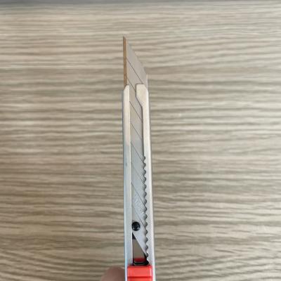 China 30° Tip Angle 9mm Cutter Blades Made Of SK2 High Carbon Steel For Clean And Sharp Paper Cutting Needs en venta