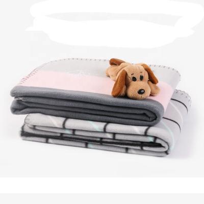 China Sustainable Fleece Simple Design High Quality Soft Pet Blanket For Dogs And Cats for sale