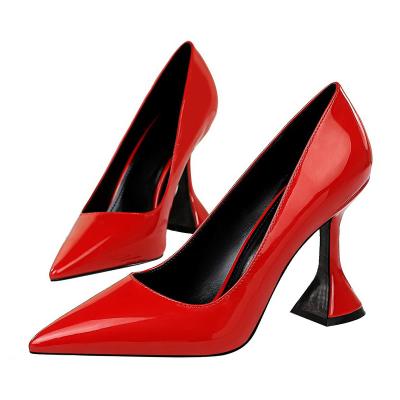 China Massage 2021 spring ladies where shoes shape pu women pumps sexy concise thin heels headed slip-on shoe wedding shallow elegant party 34-40 for sale