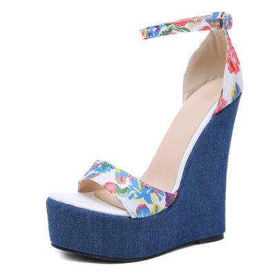 China Fashion trend leisure floral women's shoes punk fabric Women 2021 summer fashion style jacquard shoes wedges high heels sandals 42 for sale