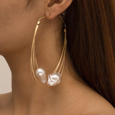 China 2022 Baroque Irregular Pearl Circle Madame Hoop Earrings Fashion Multilayer Gold Tassels Earrings For Women for sale