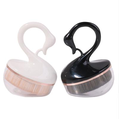 China Wholesale 1Pcs Mini Professional Popular Swan Style Fan Brush Foundation Powder Blush Makeup Brush for sale