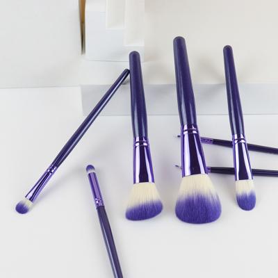 China Angular Blush Wholesale Quality 7Pcs Beautiful Purple Handle Professional Fiber Superior Wooden Light Hair Universal Makeup Brush Set for sale