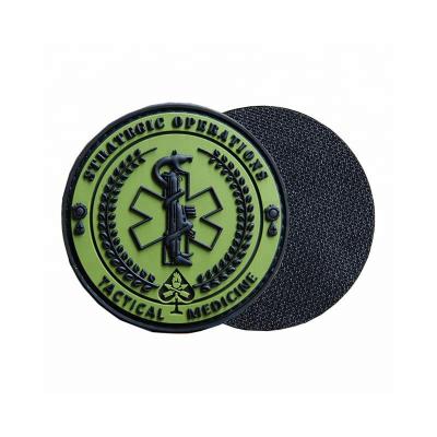 China Custom 3D 3D Round Rubber Tactical Military Badge Decal Battle Patch PVC Cross Badge Medical Cross Badge for sale