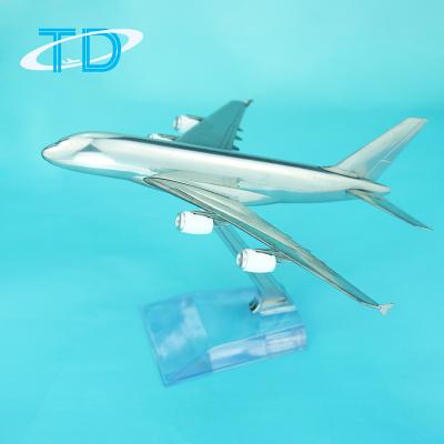 China Business Gift A380 14cm 1/500 Polished Model Aircraft for sale