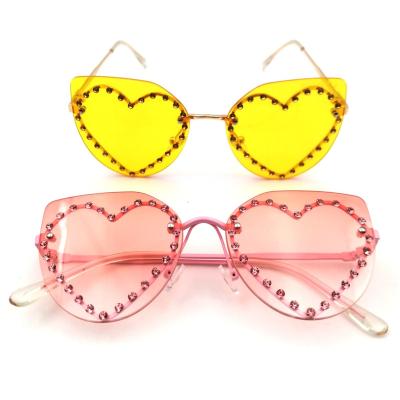 China Rimless Private Flexible Sunglasses Luxury Customize Logo Sunglass Rhinestone Heart Fashion Frameless Sunglasses Kids Newest 2023 for sale