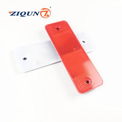 China Reflective Strip Plastic Reflective Caution Board New Style For Trailer Truck Led Reflector Red And White for sale