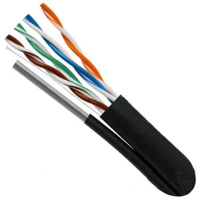 China UTP CAT5E con la chaqueta del cobre UV-PE del AWG del cable 24 de la red del mensajero para la antena en venta