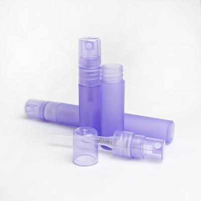 China Mini Round PP Cosmetic Plastic Spray Plastic Perfume Pen Bottles In Stock for sale