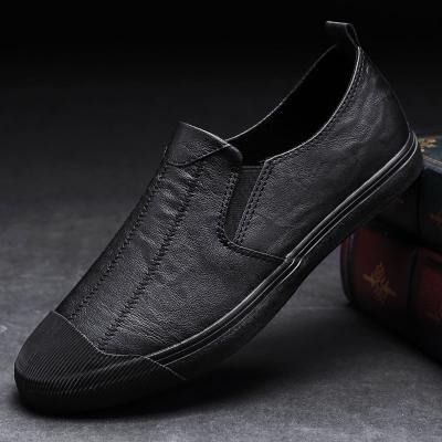 China New Low Top Casual Men's Leather Shoes Summer Waterproof Men's Board Shoes Men's Soft Soled Training Shoes for sale