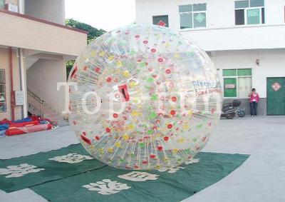 Cina Gioco della palla gonfiabile brillante concentrare di Zorb, palla gonfiabile dell'erba con i punti variopinti in vendita