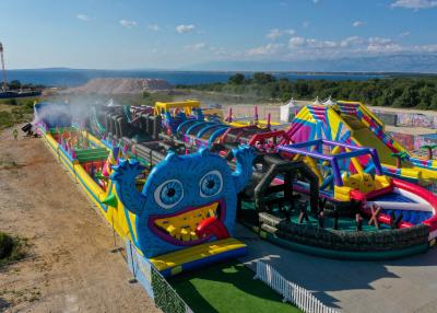 China 300M Long Monster Obstacle Kurs-aufblasbares Sportkarneval Spiel-Kinderspiel für im Freien zu verkaufen