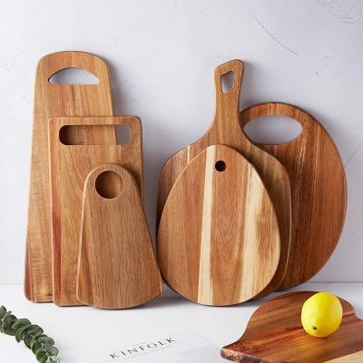 China Wonderful Sustainable Gift Acacia Wood Serving Board For Fruits And Vegetables for sale