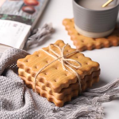 China Sustainable Newest Design Cookie Shape Wooden Coaster For Drink Wine Glass Cups Mugs for sale