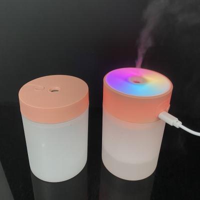 China Household Mini Handheld Home Car Air Humidifier USB Ultrasonic Diffuser with Humidity Control Colorful LED CE Certified 1-Year Warranty for sale