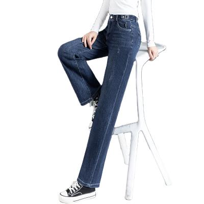 China Latest Retail Straight Leg Style Loose Jeans Women Distressed Viable Design High Waist Jeans Light Wash for sale