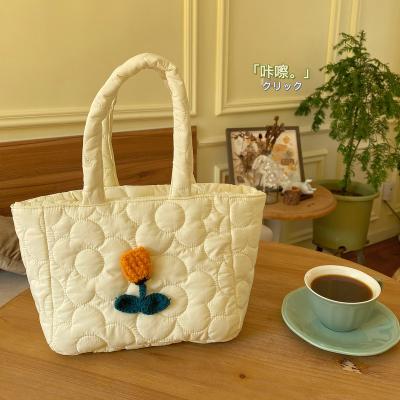 China Newest Design Fashion Casual Solid Color Tote Bags Cotton Tote Bag Large All Match Quilted Women's Tote Bag for sale