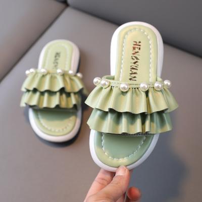 China 2021 Wholesale Green Anti-odor Children Casual Shoes Unique Designer Kids Girls Slides Slippers for sale