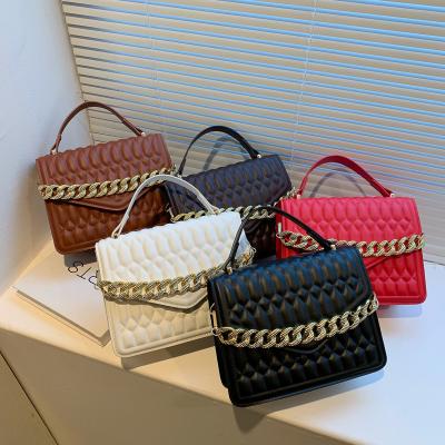 China Designer 2022 Wholesale PORTABLE Handbags New Purses and Handbags Fashionable PU Thread Leather Chain Shoulder Bags For Women for sale