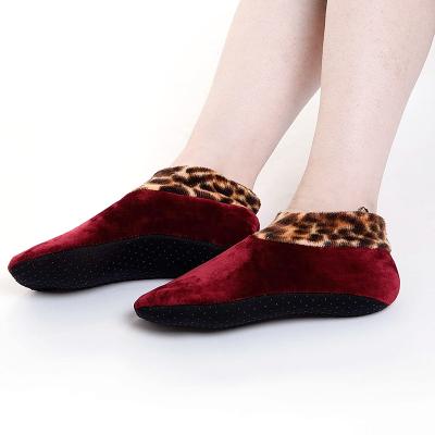 China Antibacterial Unisex Custom Size Floor Indoor House Slippers Non Slip Slipper Shoes Heavy Duty Rubber Sole Socks for sale