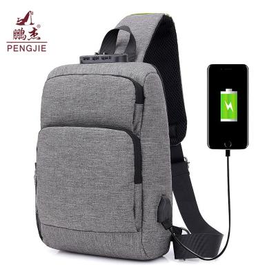 China High Quality Lightweight Water Resistant Nylon USB Sling Trunk Filling Bags for Men Cross & Body Messenger Bag for sale