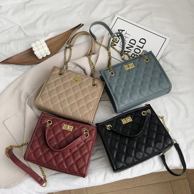 China Fashion Trendy PU Leather Luxury Ladies Chains Handbag Shoulder Messenger Crossbody Bags Purses Women for sale