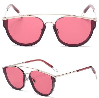 China Popular Fashoin Sunglasses Titanium Material Polarized Sunglasses For Women for sale