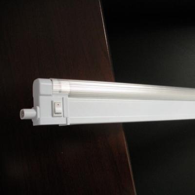 China Plastic + White T5 Glass Body With Cover And Switch Lamp Holder Mounting Aluminum Alloy With Ballast Plug 110v 220v Lamp UV-C 4W6W8W10W Lamp for sale