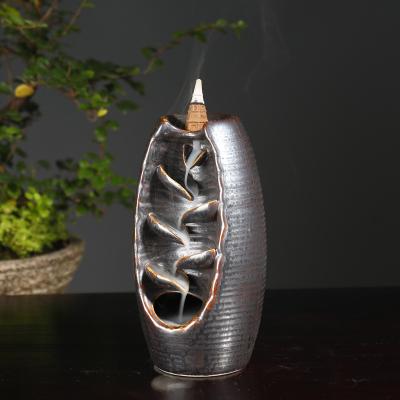 China Creative Ceramic Back Overflowing Incense Holder Backflow Incense Holder Low MOQ Wholesale Chinese Aromatherapy Ornament for sale