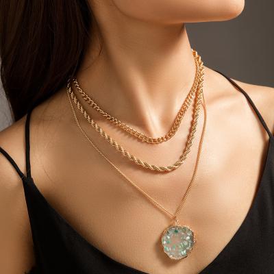 China CLASSIC 2021 Summer Multilayer Necklace Women Twist Green Stone Around Crystal Pendant Necklace for sale