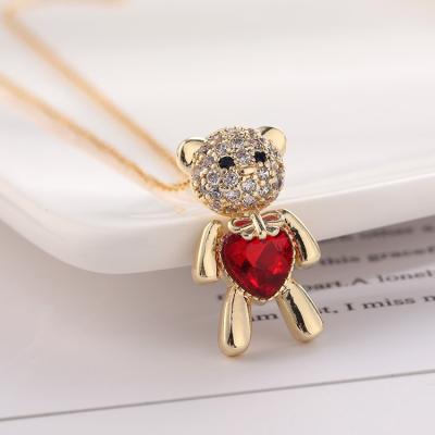 China Hot Crystal Diamond Heart Gold Love Bear Statement Necklace Jewelry Light Luxury Wind Couples Lovers Gift For Women for sale