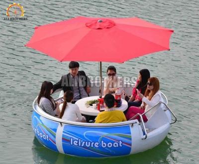 China 4 Km / H Water Bumper Boats , Leisure Bbq Donut Boat 6 People Capacity for sale