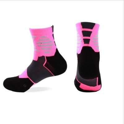 China OEM Breathable Custom Non Slip Colorful Basketball Socks for sale